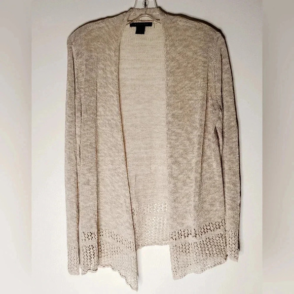 Tahari Oatmeal Shade  Lenin Blend Long Sleeve Cardigan Ivory Knit Sz M - Picture 1 of 9